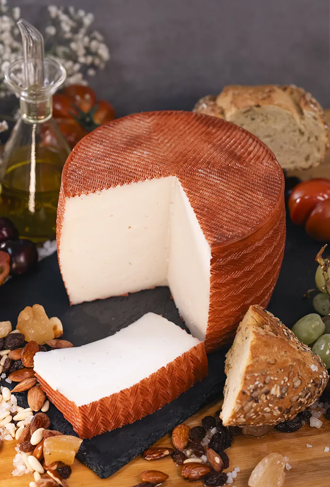 Queso tierno de cabra oreado